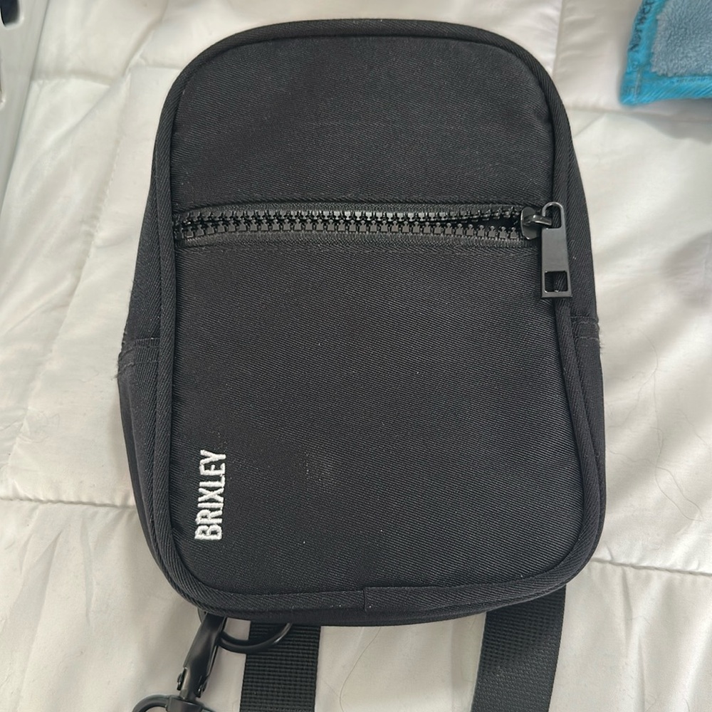 Brixley bag black